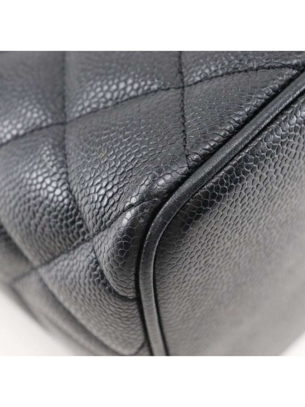 Chanel Medallion Tote Caviar Leather Black Bag - Picture 4 of 9